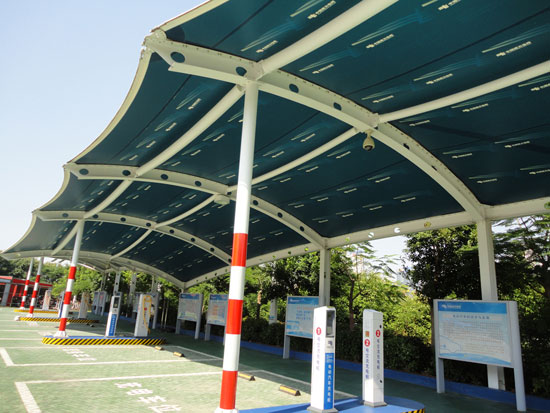 民资众筹建充电桩  化解电动车充电焦虑